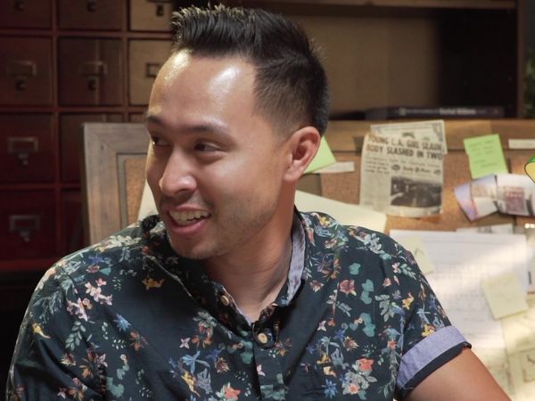 Buzzfeed Unsolved - Roswell's Bizarre UFO Crash
