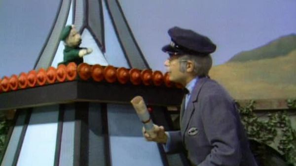 Mister Rogers' Neighborhood - Jealousy: Grandpere's Granddaughter is Coming to Visit