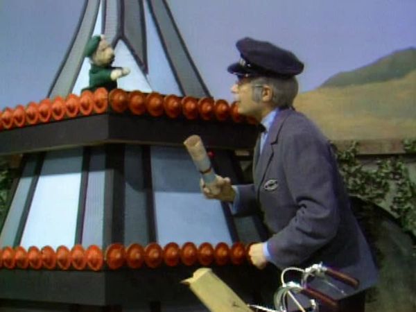 Mister Rogers' Neighborhood - Jealousy: Grandpere's Granddaughter is Coming to Visit