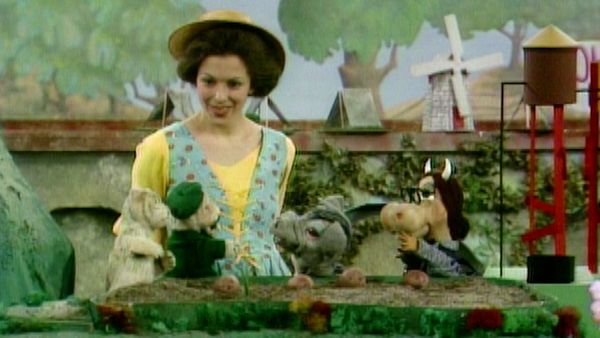 Mister Rogers' Neighborhood - Daniel Sleeps Away from Home