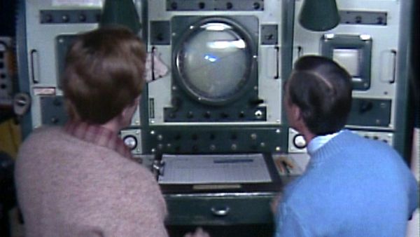 Mister Rogers' Neighborhood - Exploring the Wind