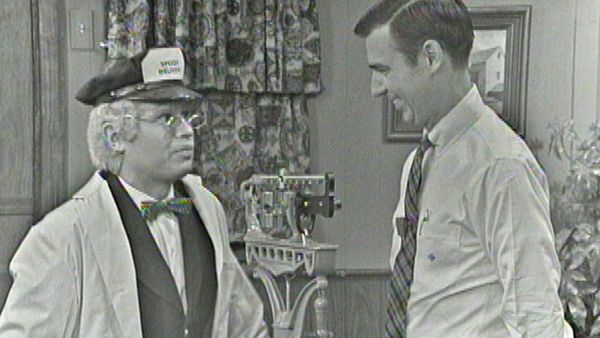 Mister Rogers' Neighborhood - All About Scales and Weighing Things