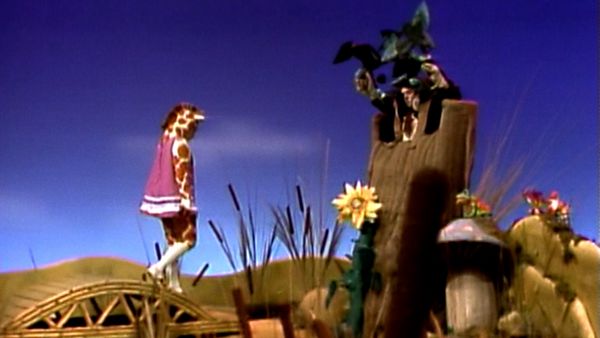 Mister Rogers' Neighborhood - Josephine the Giraffe: Part 1