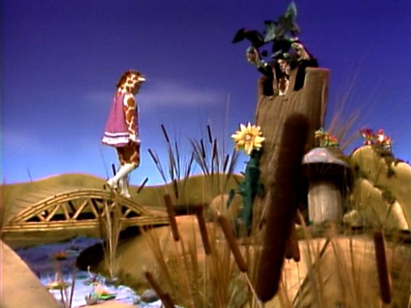 Mister Rogers' Neighborhood - Josephine the Giraffe: Part 1