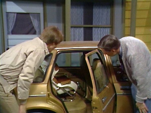 Mister Rogers' Neighborhood - Mister Rogers Finds a Kitten