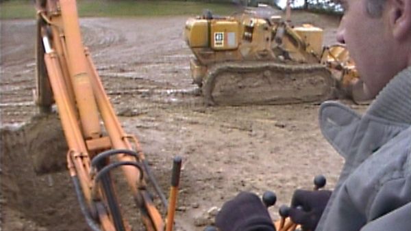 Mister Rogers' Neighborhood - Who Is Afraid of a Dinosaur?