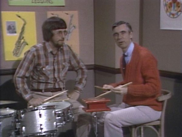 Mister Rogers' Neighborhood - Mister Rogers Has a Drum Lesson