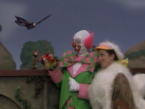 Mister Rogers' Neighborhood - Circus Fun: Putting on Clown Make-Up