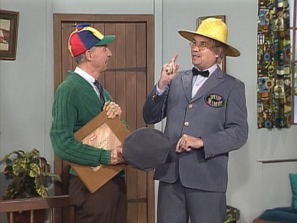 Mister Rogers' Neighborhood - Neighbors in Hats