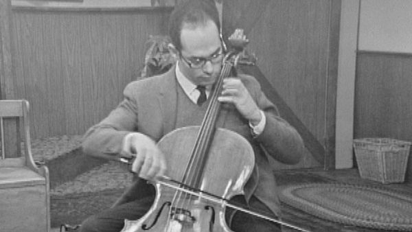 Mister Rogers' Neighborhood - Mr. Grebanier Plays the Cello