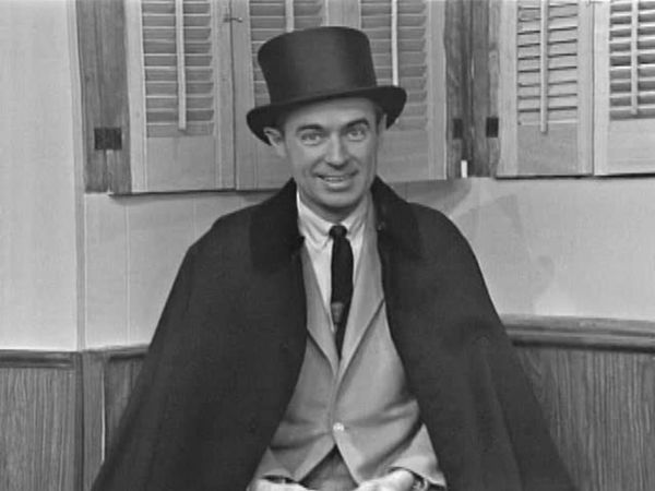 Mister Rogers' Neighborhood - It's Opera Day!