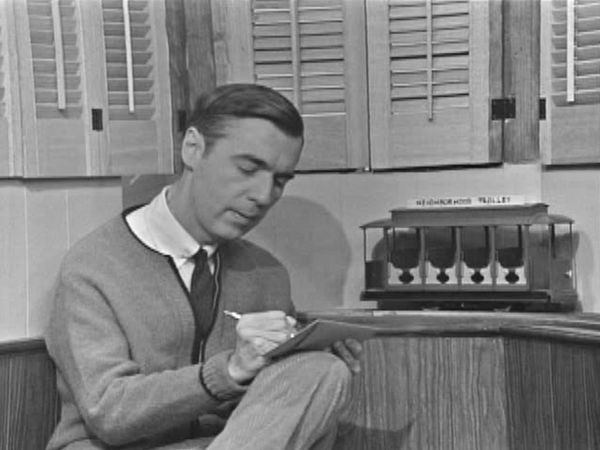 Mister Rogers' Neighborhood - A Reception for Sara Saturday