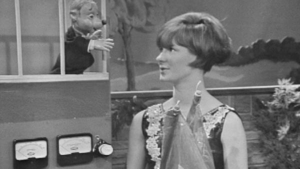 Mister Rogers' Neighborhood - Mister Rogers Wears a Tuxedo