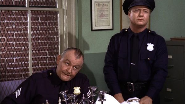 Gomer Pyle, U.S.M.C. - The Borrowed Car