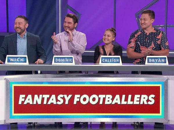 America Says - Hat Ladies vs. Fantasy Footballers
