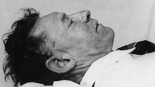 Buzzfeed Unsolved - The Mysterious Death of the Somerton Man / The Horrifying Unsolved Slaughter at Hinterkaifeck Farm