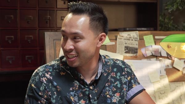 Buzzfeed Unsolved - Roswell's Bizarre UFO Crash