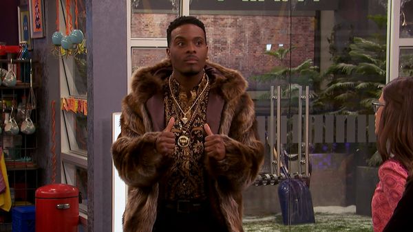 Game Shakers - Ursos, costas e lasers