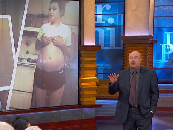 Dr. Phil - My Daughter Is Delusional And Lying About Being 9 Months Pregnant Pt. 1