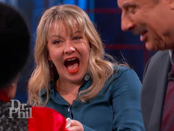 Dr. Phil - Help! I'm Going To Inherit A Messy Mansion, Millions And My Adult Sister