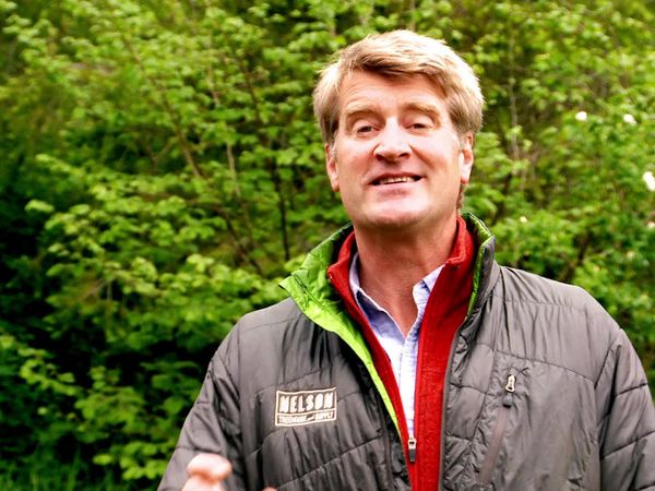 Treehouse Masters - Treetop Taphouse