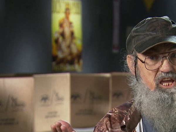 Duck Dynasty - Whole Lotta Bull