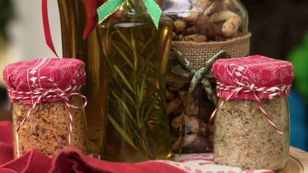 Kirstie's Handmade Christmas 2018 - Needlecraft