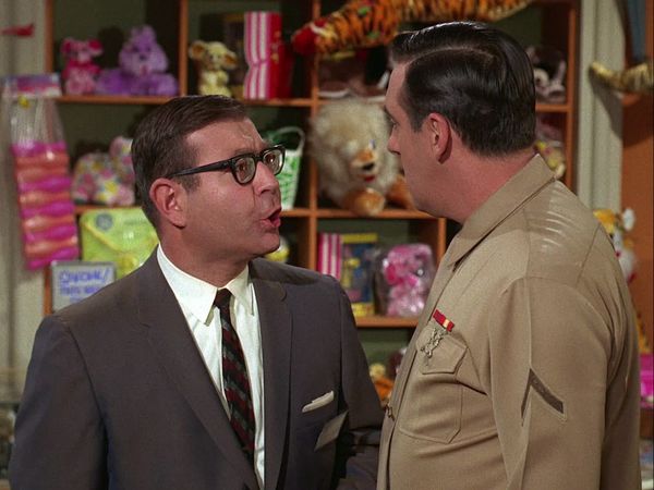 Gomer Pyle, U.S.M.C. - The Carriage Waits