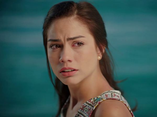 Çilek Kokusu - Strawberry Smell - Episode 14