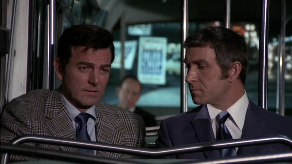 Mannix - Walk with a Dead Man