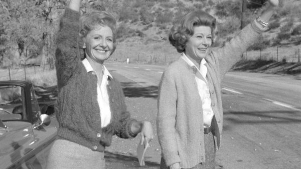 The Adventures of Ozzie and Harriet - Roadside Courtesy