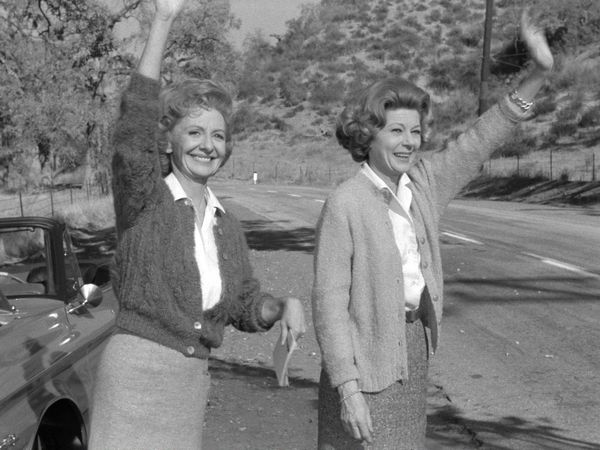 The Adventures of Ozzie and Harriet - Roadside Courtesy
