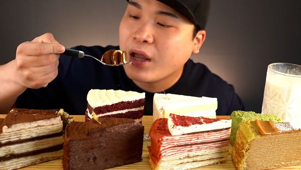 DGD's Mukbang - DGD's Mukbang: Torta e Dolci