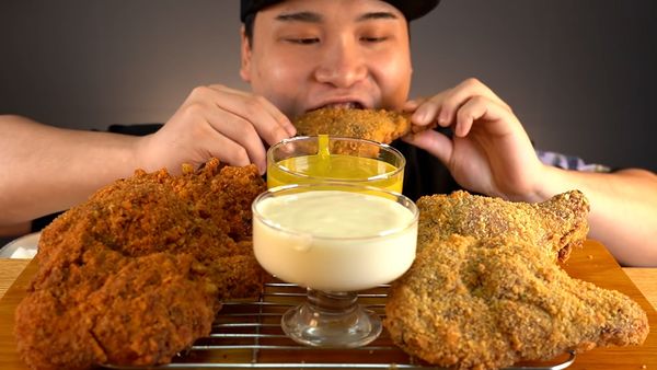DGD's Mukbang - DGD's Mukbang: Pollo Fritto