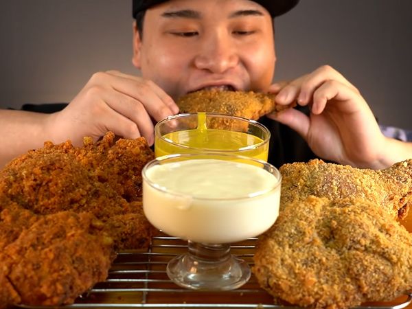 DGD's Mukbang - DGD's Mukbang: Pollo Fritto