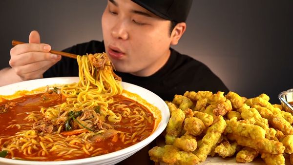 DGD's Mukbang - DGD's Mukbang: Cucina Cinese Coreana parte 2