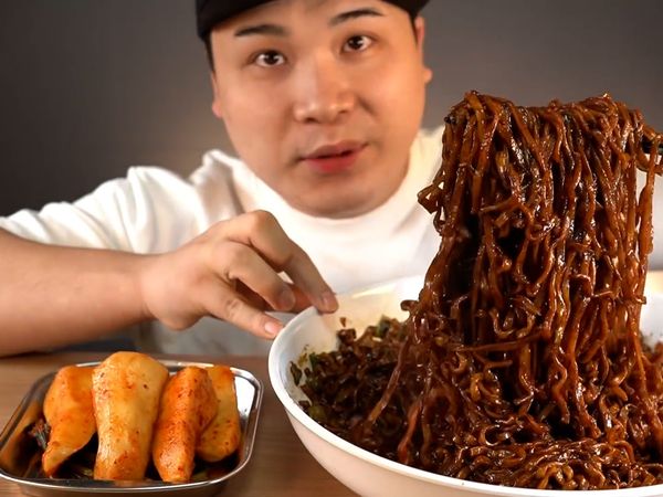 DGD's Mukbang - DGD's Mukbang: Ramen Coreano parte 2