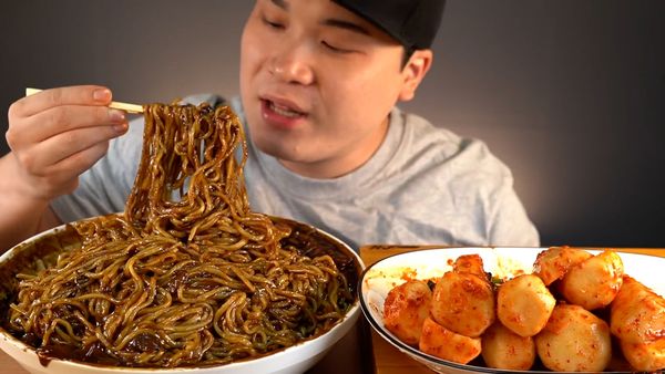DGD's Mukbang - DGD's Mukbang: Cucina Cinese Coreana parte 1