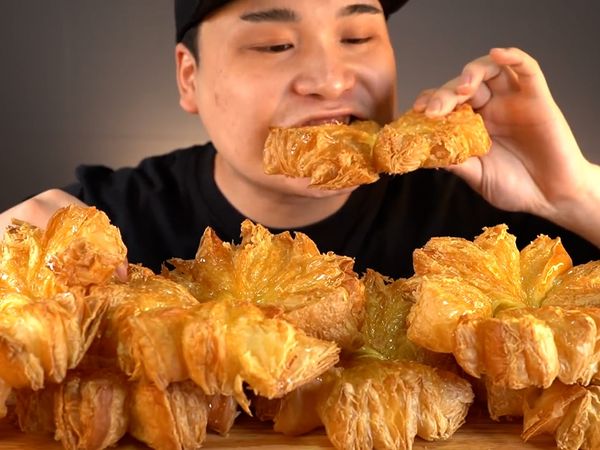 DGD's Mukbang - DGD's Mukbang: Pane e Pasticceria
