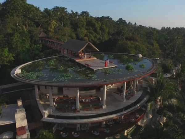 Great Escapes - Four Season Sayan, the Broadmoor, and the St. Regis Kauai