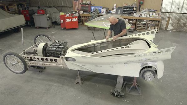 Full Custom Garage - Space Junky Part 2