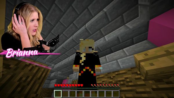 BriannaPlayz - New Pets that Could Be in Minecraft! / How to Tame a Pet Siren Head in Minecraft!