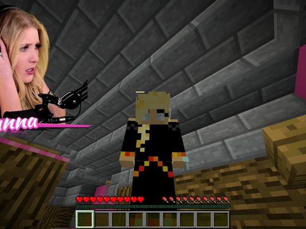 BriannaPlayz - New Pets that Could Be in Minecraft! / How to Tame a Pet Siren Head in Minecraft!