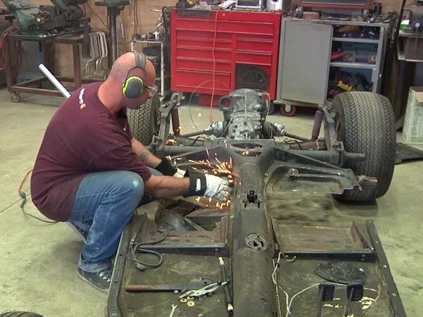 Full Custom Garage - Dune Buggy