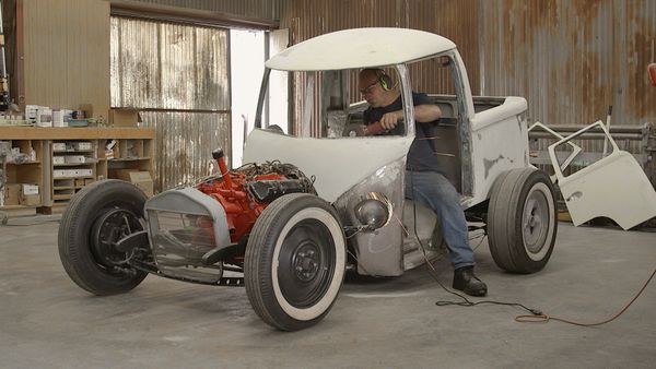 Full Custom Garage - Cartoon Hot Rod Part 1