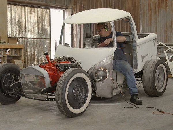 Full Custom Garage - Cartoon Hot Rod Part 1