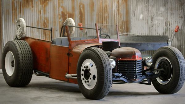 Full Custom Garage - Hot Rod Firetruck
