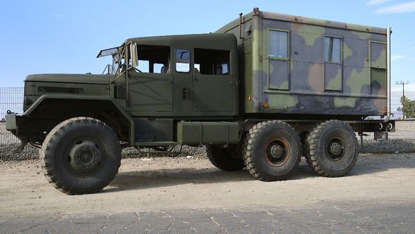 Full Custom Garage - Ten Ton Truck