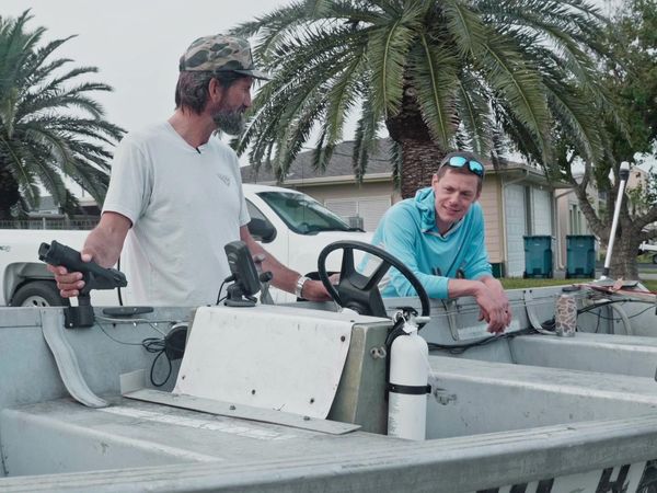 Das Boat - Steve Rinella and JT Van Zandt Chase Redfish in Texas