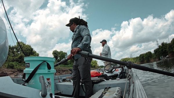 Das Boat - Alvin Dedeaux and Jesse Griffiths Target Guadalupe Bass